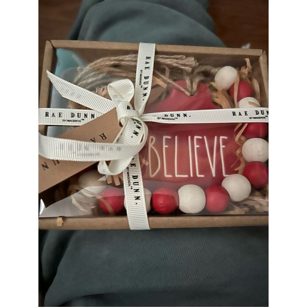 Rae Dunn Believe Garland